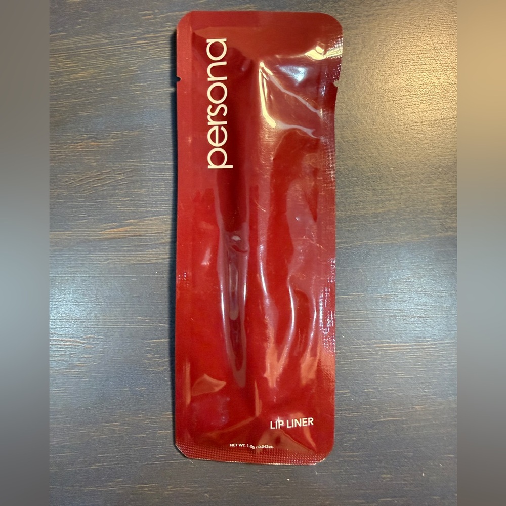 Persona Red Lip Liner - 90210